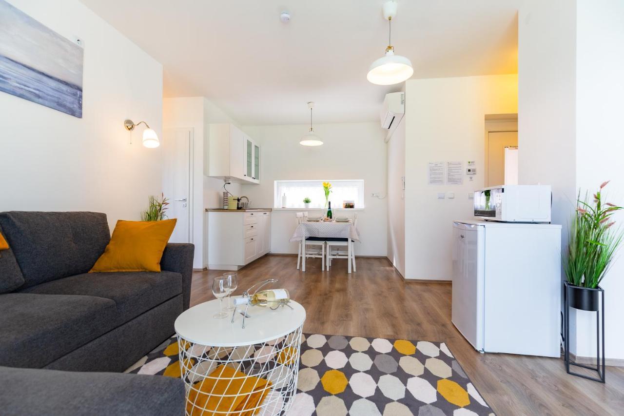 Апартаменты Freshgarden 102 Шиофок Экстерьер фото